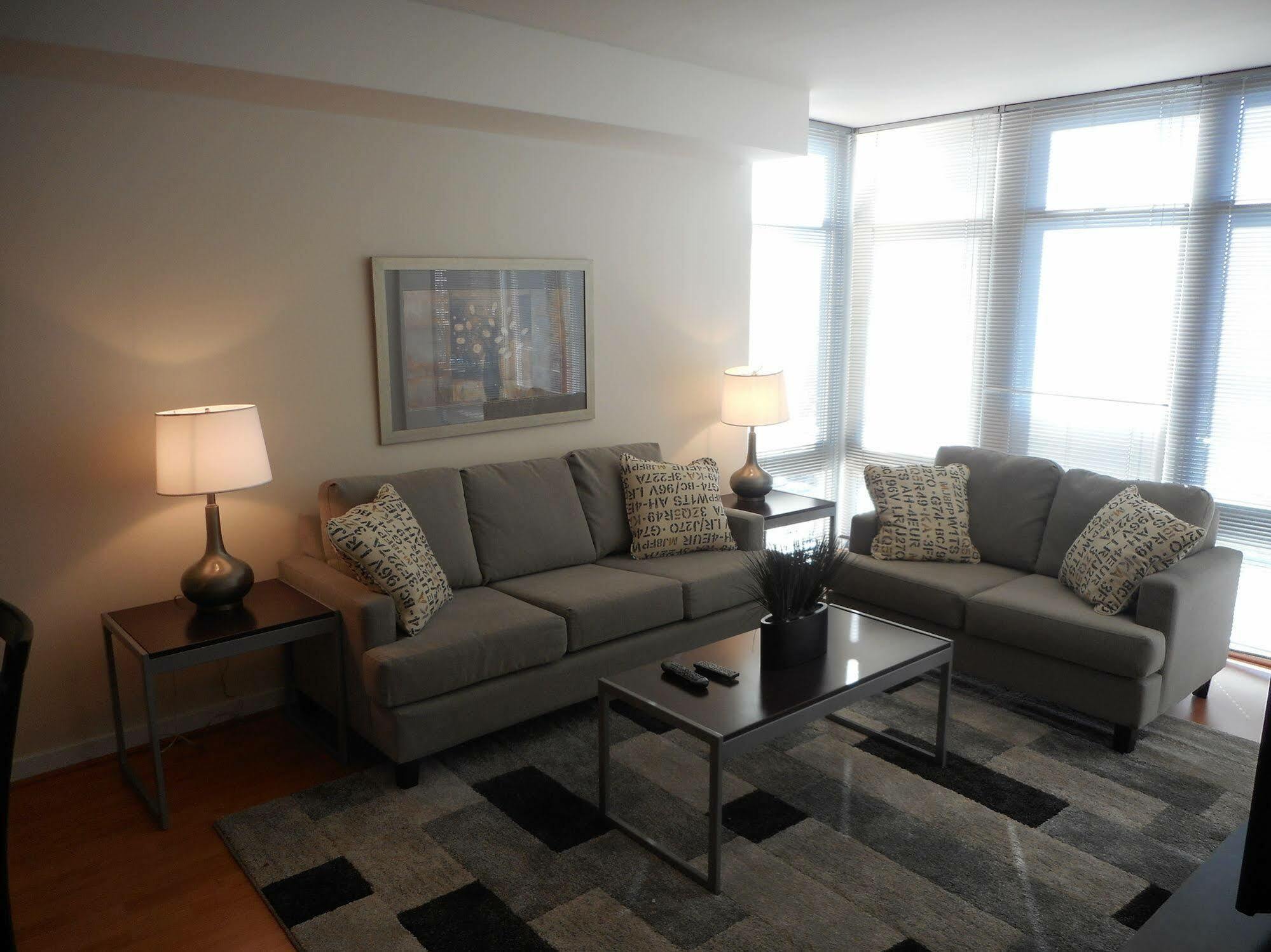 Weichert Suites At Wisconsin Place Chevy Chase Kültér fotó
