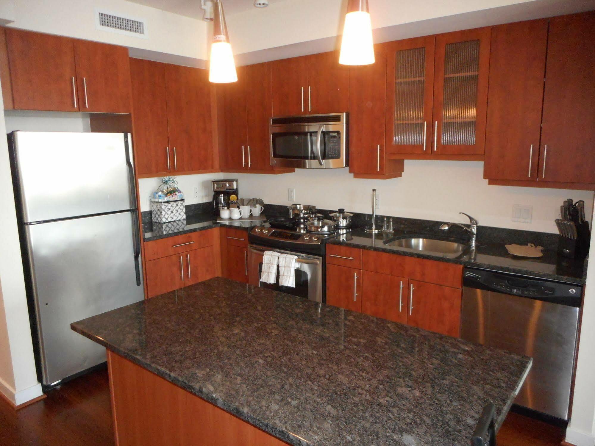 Weichert Suites At Wisconsin Place Chevy Chase Kültér fotó