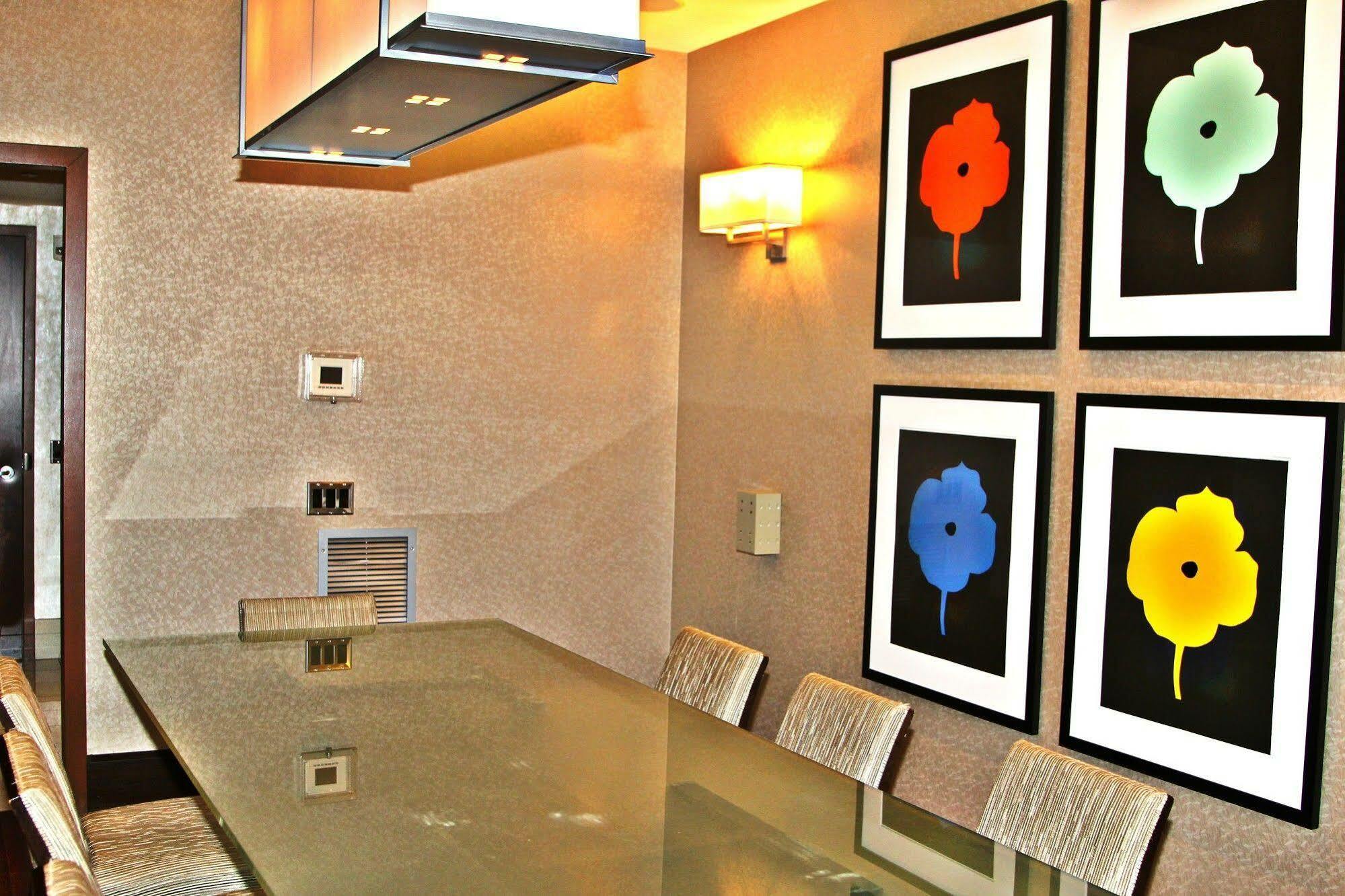 Weichert Suites At Wisconsin Place Chevy Chase Kültér fotó