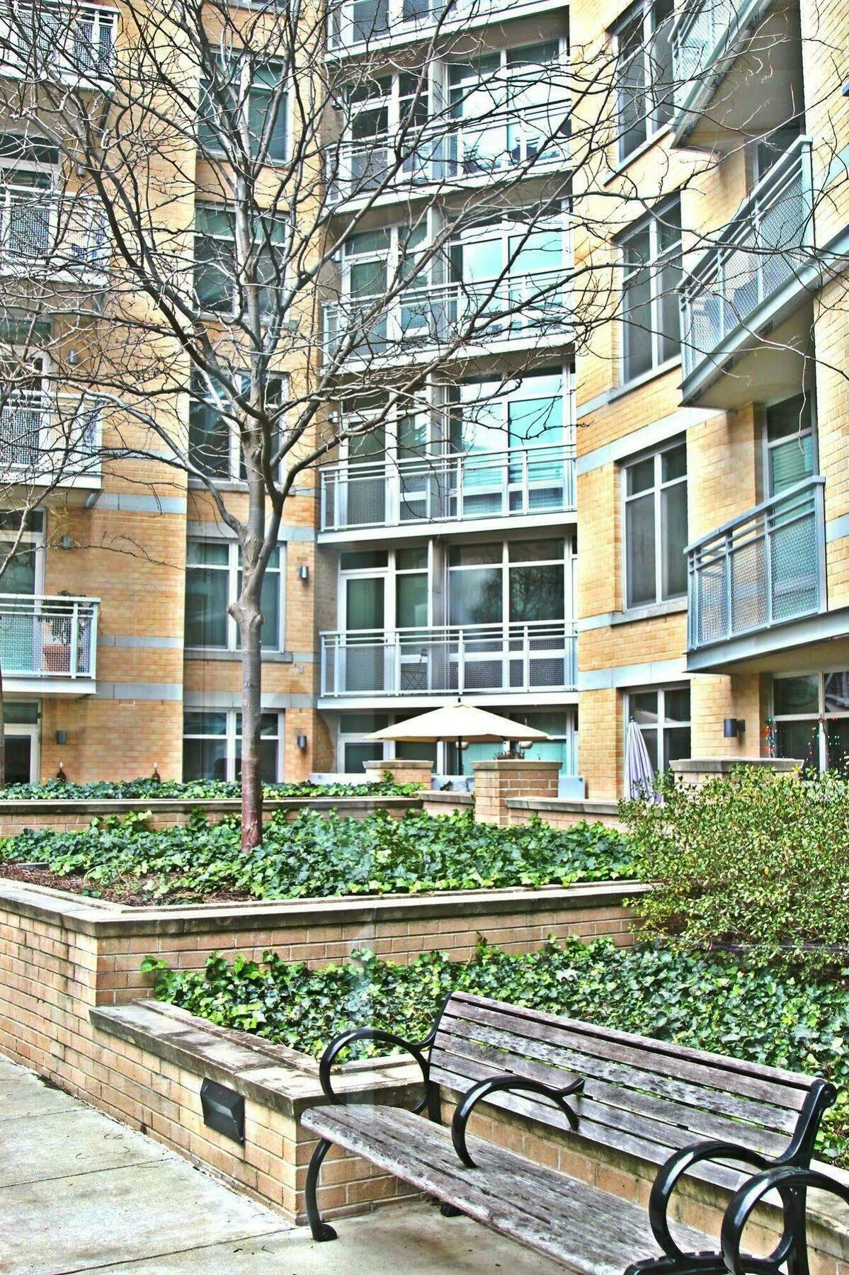 Weichert Suites At Wisconsin Place Chevy Chase Kültér fotó